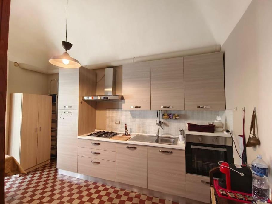 Retroetnea - Appartamento In Centro Storico - Con Camere Comunicanti Катания Экстерьер фото